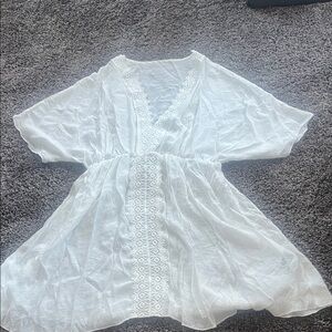 SHEIN White Lace Trim Swim Coverup